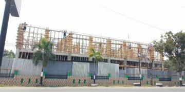 Diduga Berdiri di Lahan Sekolah dan Langgar GSJ, Bangunan Pemkot Kendari Disorot