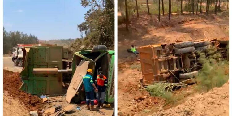 Dua Nyawa Melayang dalam Kecelakaan Armada Kontraktor di Jalur Hauling SCM